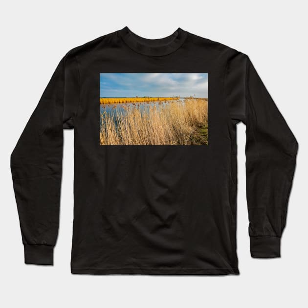 View over the River Yare in Acle on the Norfolk Broads Long Sleeve T-Shirt by yackers1